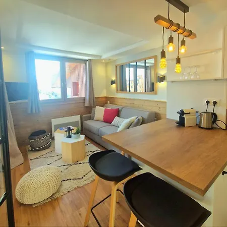 Le Refuge, 2050m La Plagne, Luxury Apartment *