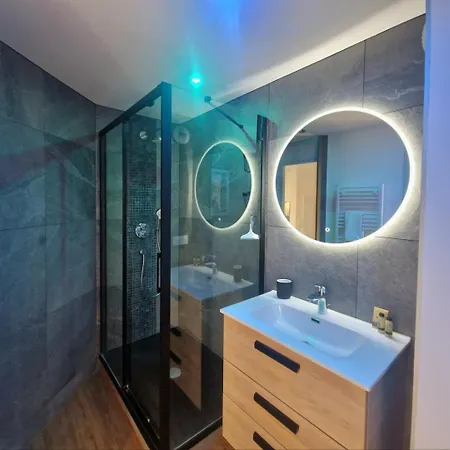 Le Refuge, 2050m La Plagne, Luxury Apartment La Plagne