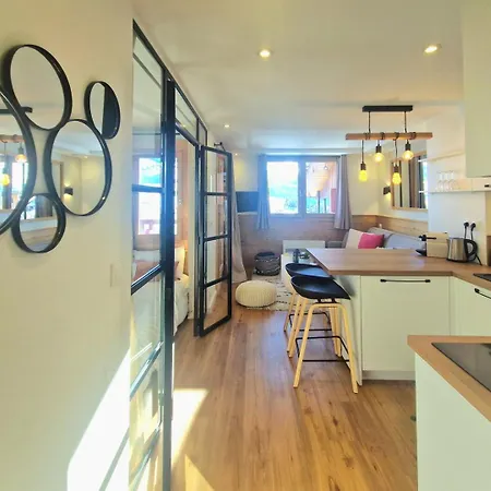 Le Refuge, 2050m La Plagne, Luxury Apartment *