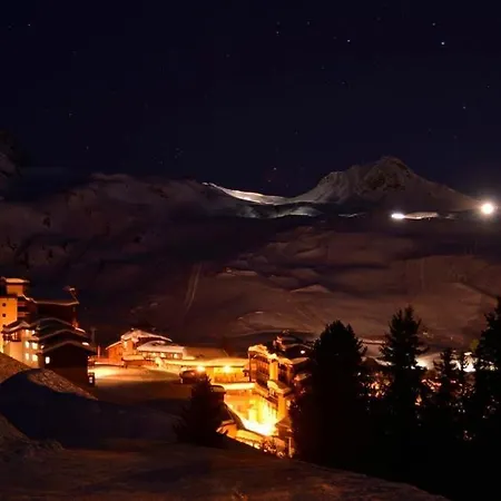 Le Refuge, 2050m La Plagne, Luxury Apartment